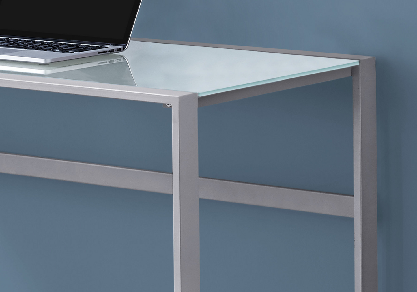 22" Silver Rectangular Computer Desk