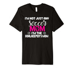Funny Goalkeeper Mom Soccer Goalie Mama T-Shirt - Minimalist Print Unisex