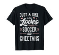 Just Who Loves Soccer And Cheetahs Gift T-Shirt - Graphic Print Unisex