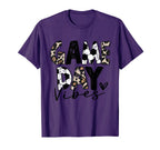 Soccer Game Day Vibes Mom Soccer Mama T-Shirt - Trendy Graphic Unisex