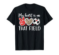 That Field Soccer Mom Soccer Player T-Shirt - Minimalist Print Men Women