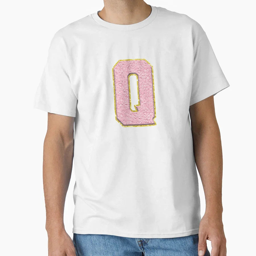Q Preppy Varsity Letter Patch T-Shirt - Minimalist Print Unisex