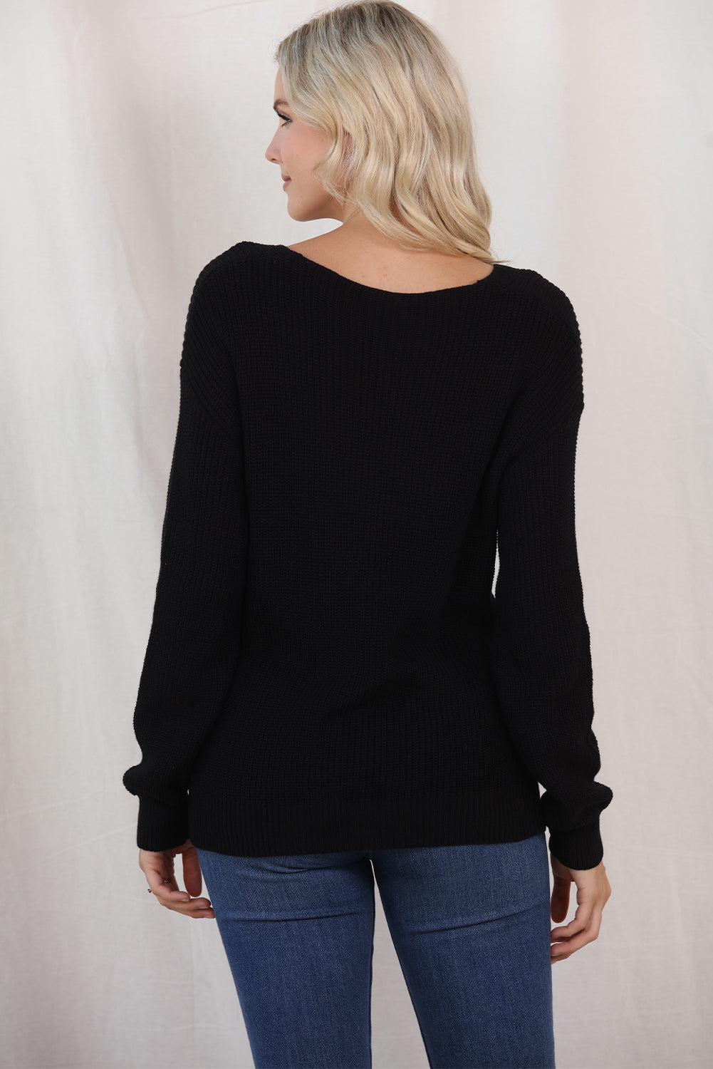 V-Neck Long Sleeve Knit Top